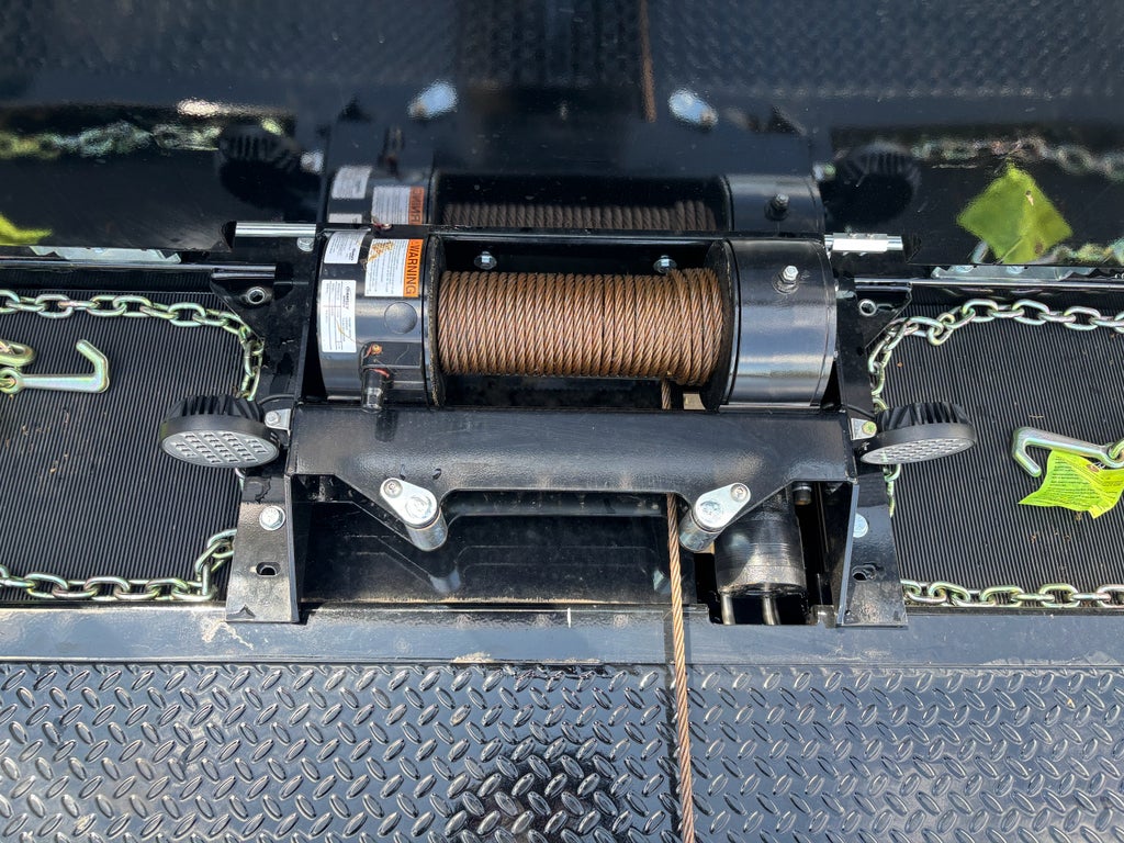 2025 Ford F-650 w/ Century 12S Carrier