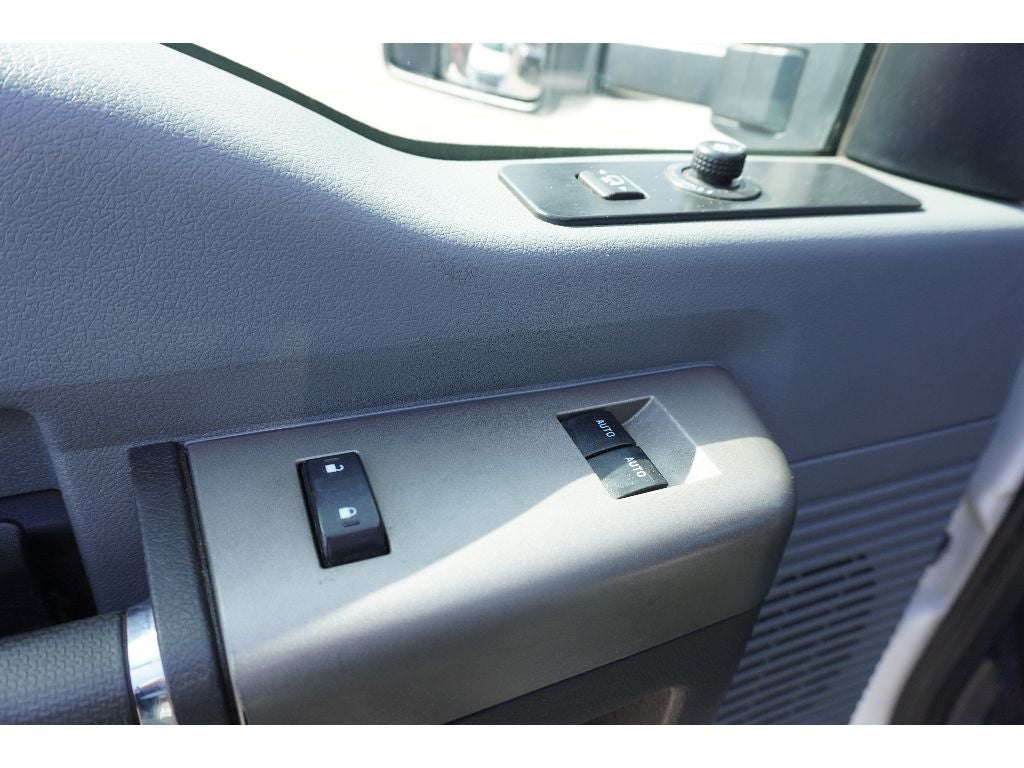 2023 Ford F-650 WITH A 22' ALUMINUM CARRIER