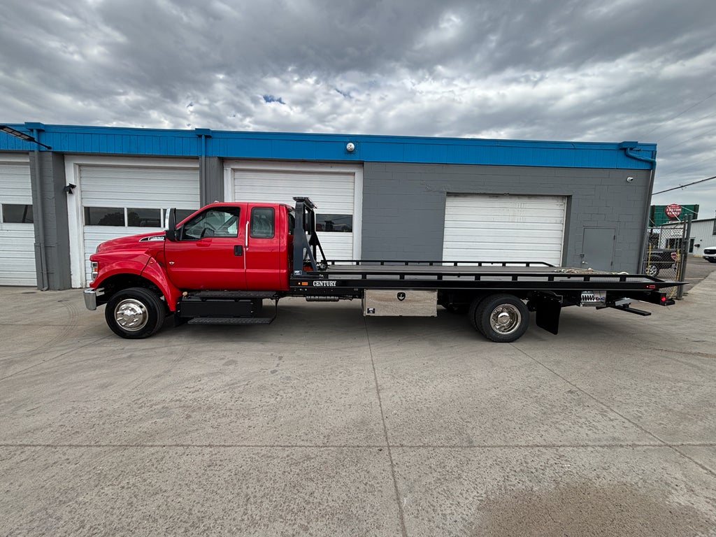 2025 Ford F-650 w/ Century 12S Carrier