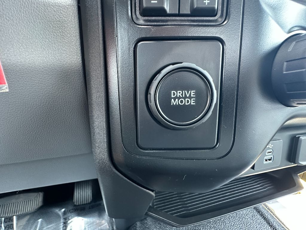 2024 Ford F-550 F Series Super Duty XLT WITH A 19.5' CENTURY STEEL