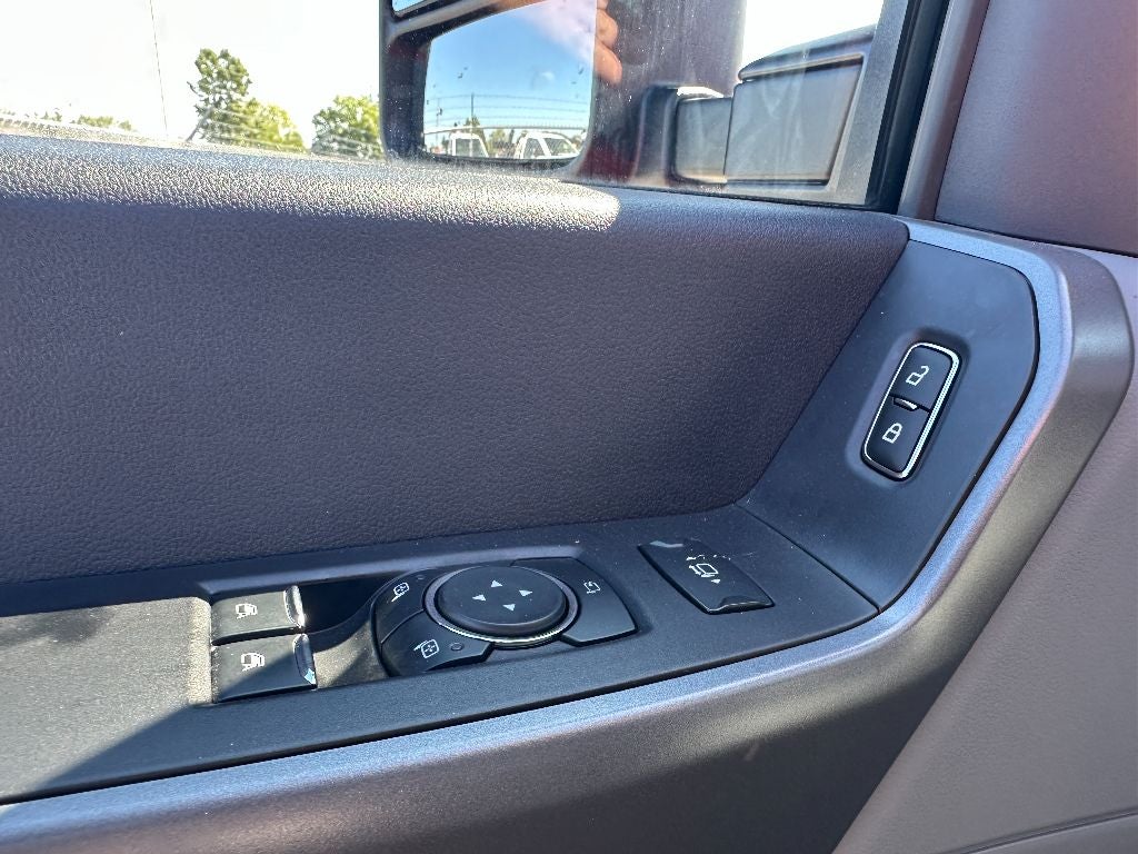 2024 Ford F-550 F Series Super Duty XLT WITH A 19.5' CENTURY STEEL