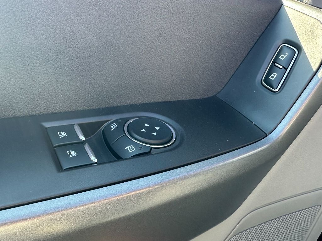 2023 Ford F-550 F Series Super Duty 4X4 WITH A CENTRUY 19.5' STL