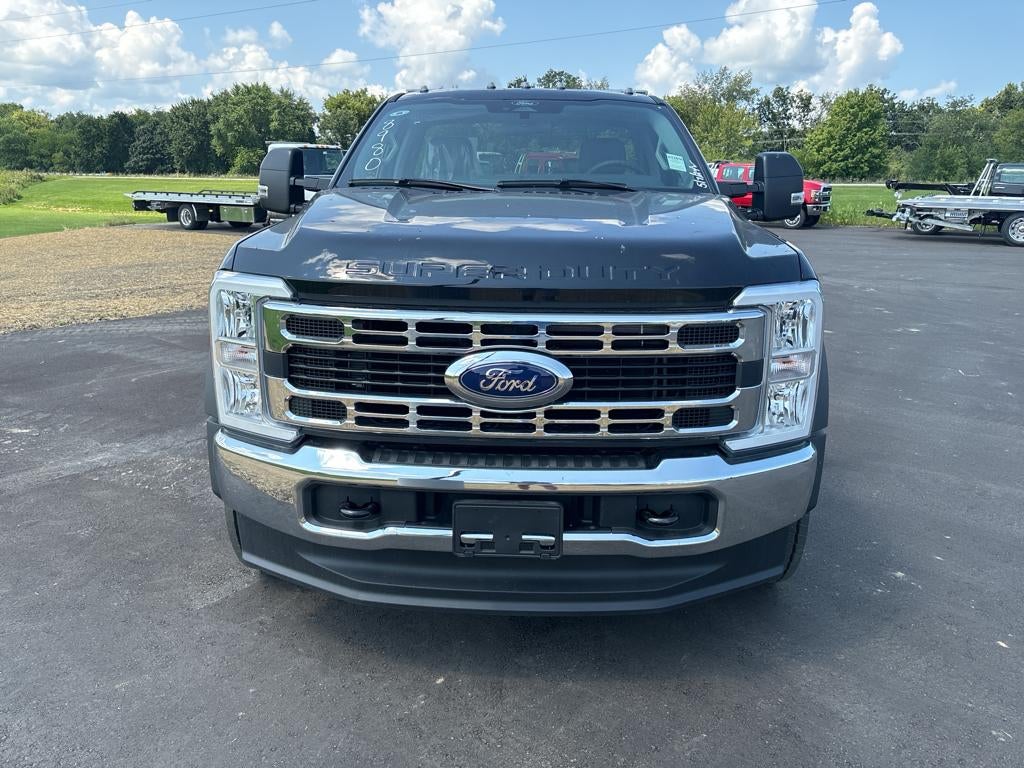 2024 Ford F-550 F Series Super Duty w/ Century 10S Carrier