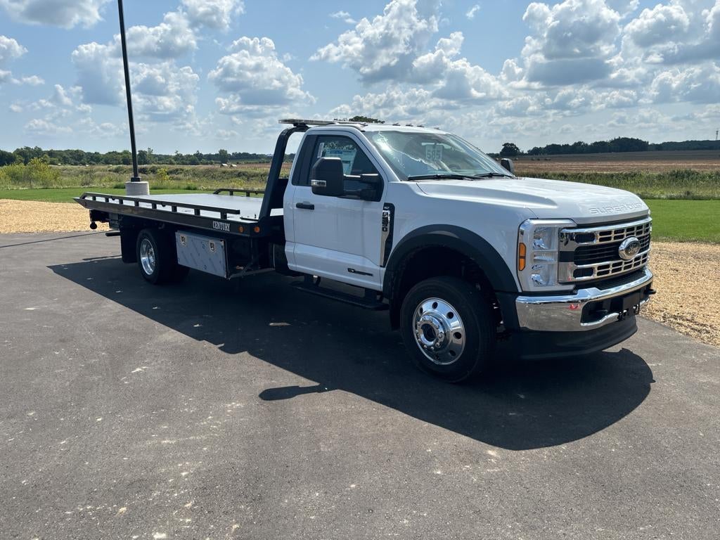 2024 Ford F-550 F Series Super Duty w/ Century 10S Carrier