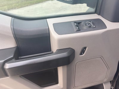 2022 Ford F-550 F Series Super Duty w/ Century 10S Carrier