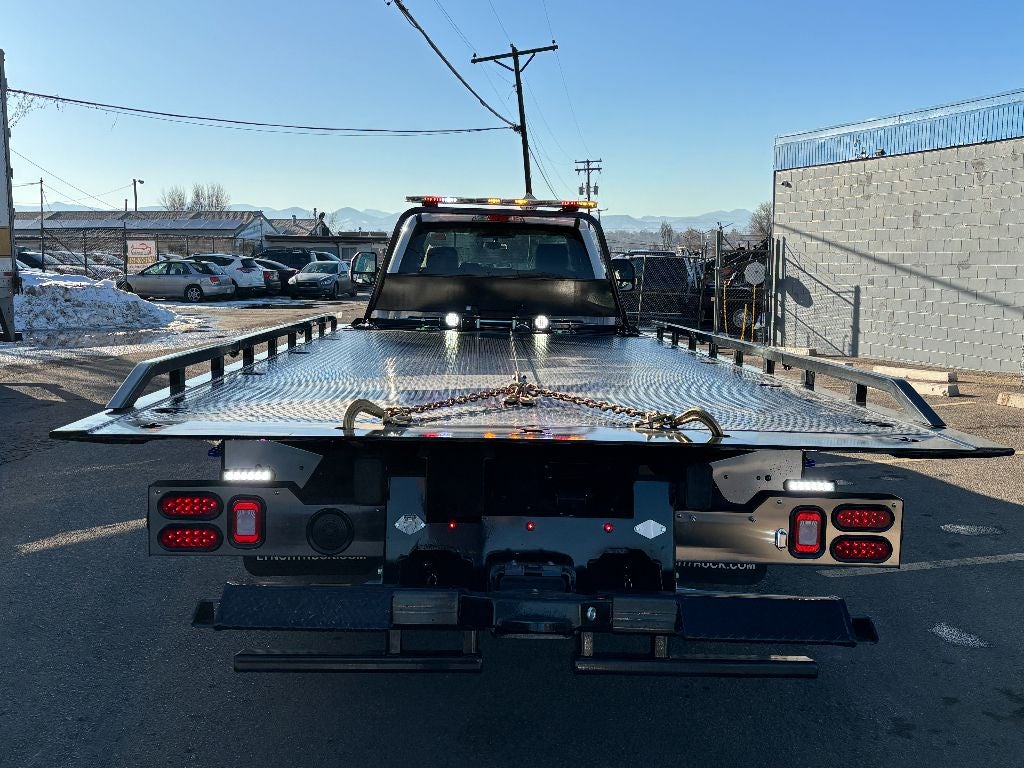 2024 Ford F-550 F Series Super Duty w/ Century 10S Carrier