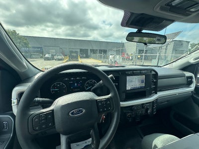 2024 Ford F-550 F Series Super Duty XLT 4X4 WITH A 19.5' CENTURY STEEL