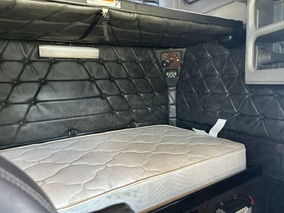 2000 Freightliner Classic XL HOLMES DTU