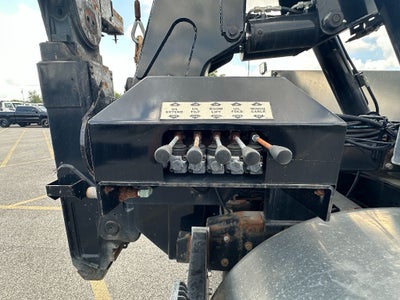 2000 Freightliner Classic XL HOLMES DTU