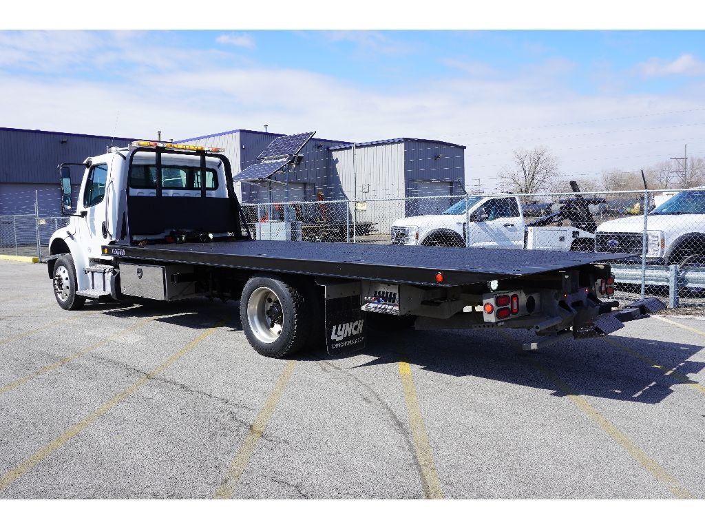 2022 Freightliner M2 106 Medium Duty WITH A CENTURY 21.5' STEEL CARRIER