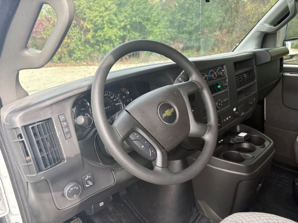 2025 Chevrolet Express 3500 12' Knapheide KUV Body