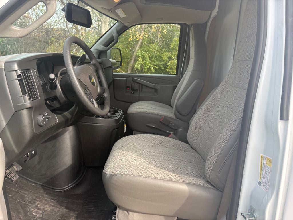 2025 Chevrolet Express 3500 12' Bay Bridge Van Body