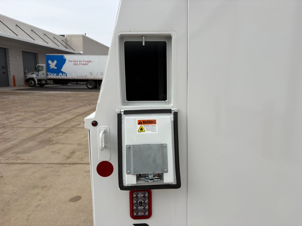 2025 Chevrolet Express 3500 11' Monroe CSV Body