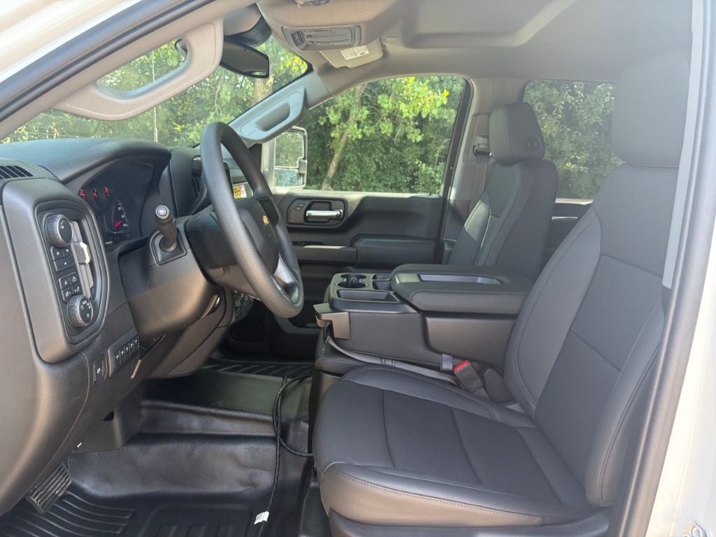 2025 Chevrolet Silverado 3500 9' Monroe Dump Body