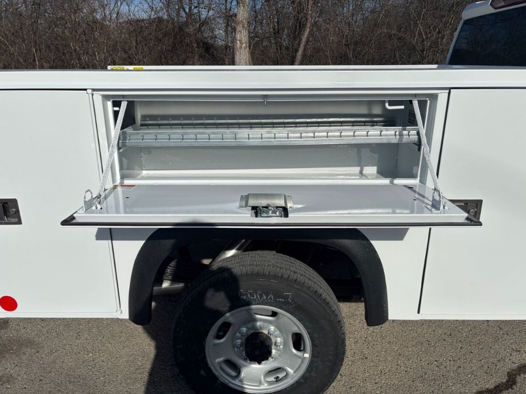 2025 Chevrolet Silverado 2500 8' Monroe Service Body