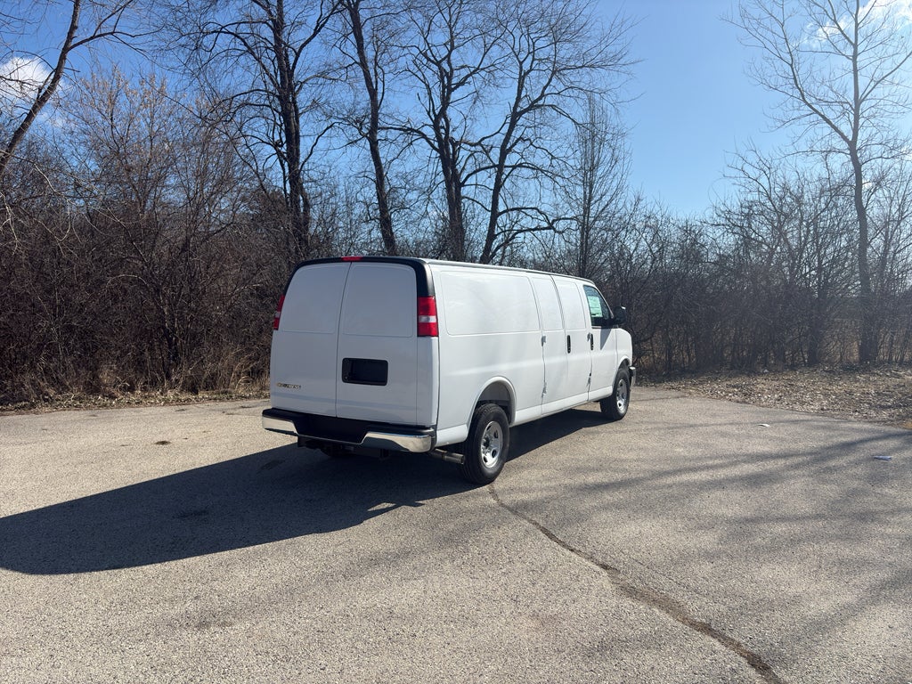 2026 Chevrolet Express 3500 Cargo Van