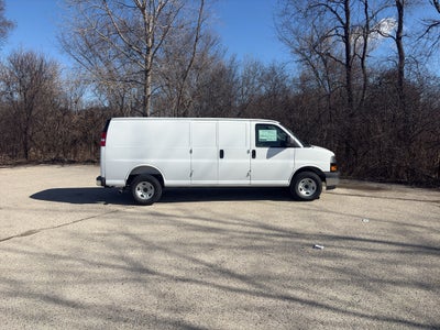 2026 Chevrolet Express 3500 Cargo Van