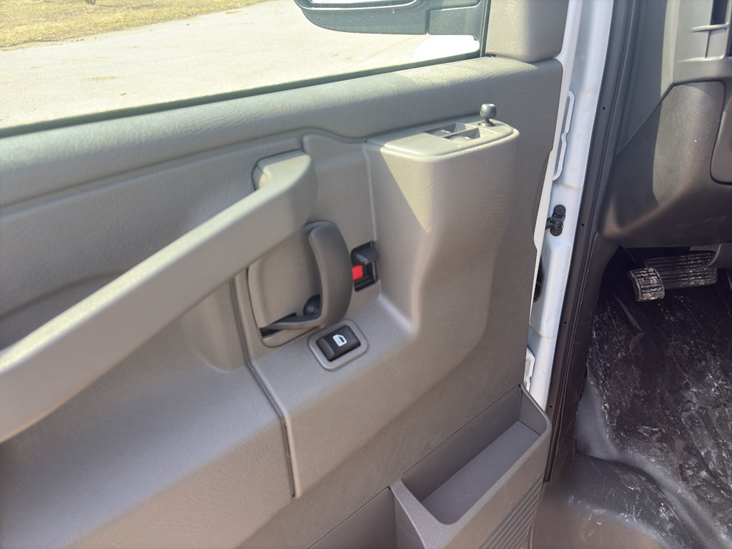2026 Chevrolet Express 3500 Cargo Van