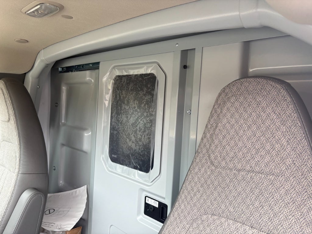 2025 GMC Savana 3500 11' Knapheide KUV Body