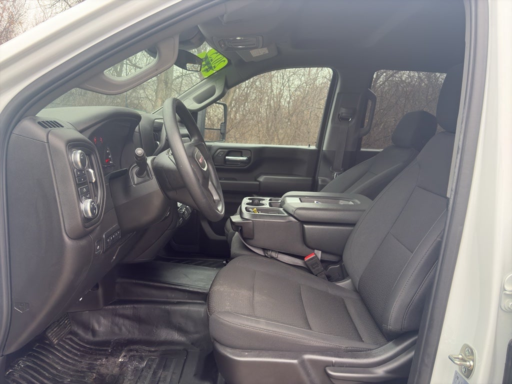 2025 GMC Sierra 3500 Base