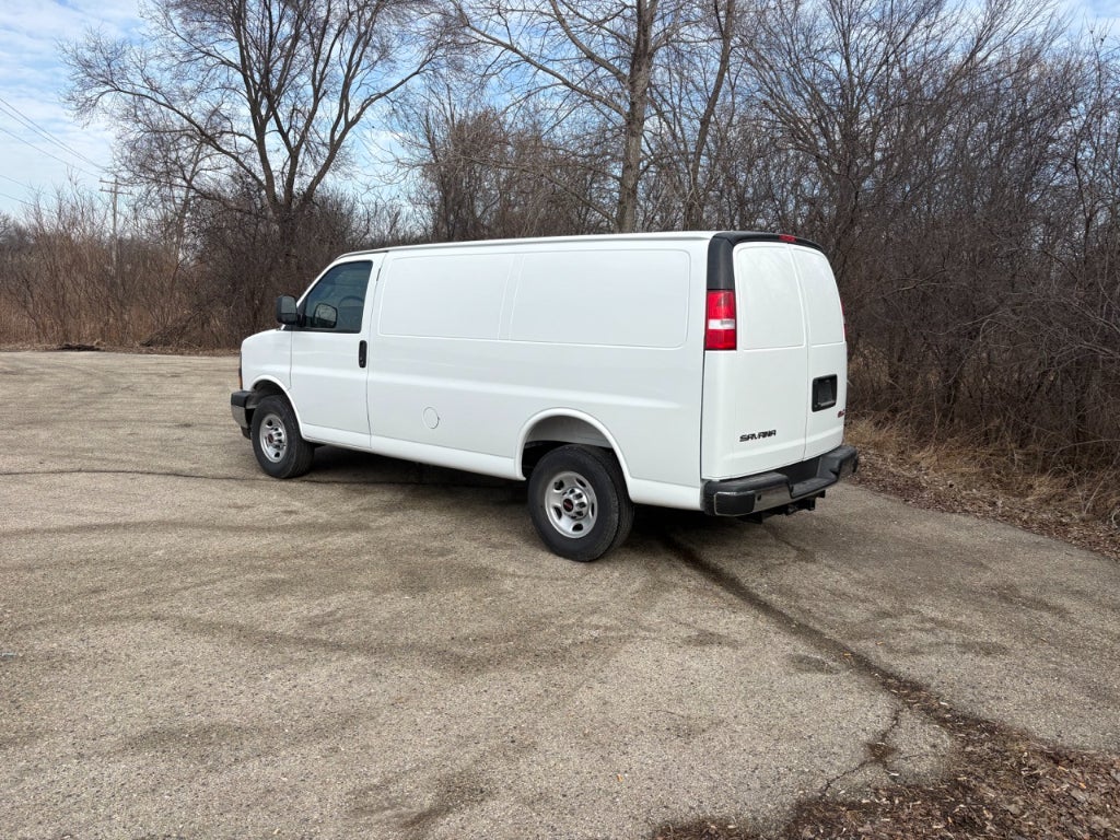 2026 GMC Savana 3500 Base