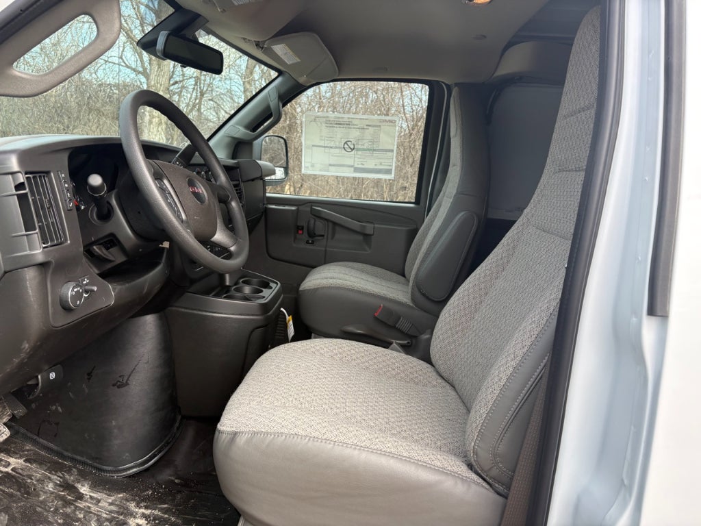 2026 GMC Savana 3500 Base