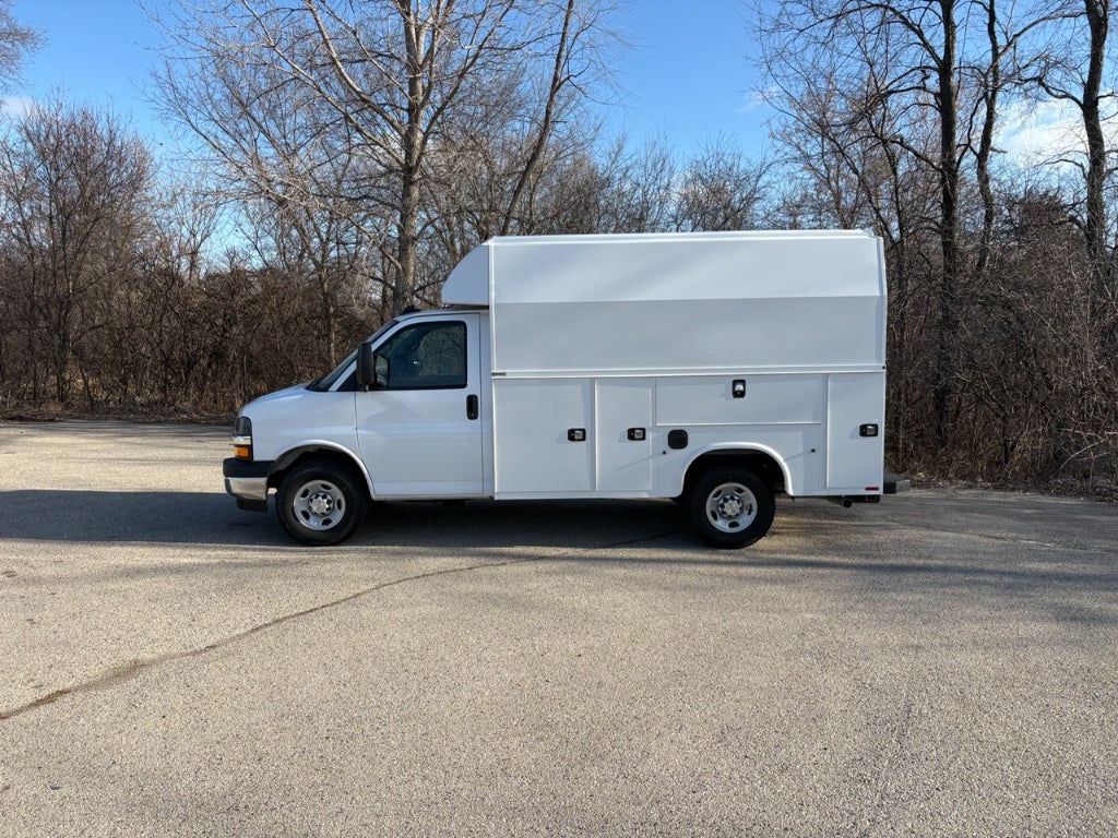 2026 Chevrolet Express 3500 11' Knapheide KUV Body