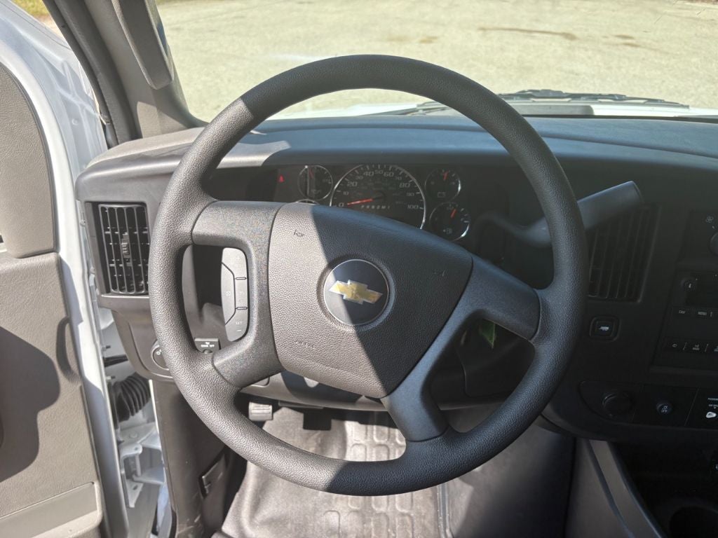 2025 Chevrolet Express 3500 12' Knapheide KUV Body