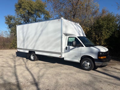 2025 Chevrolet Express 3500 17' Bay Bridge Van Body