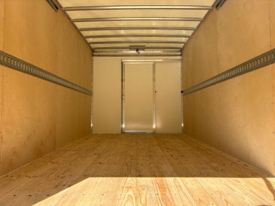 2025 Chevrolet Express 3500 17' Bay Bridge Van Body