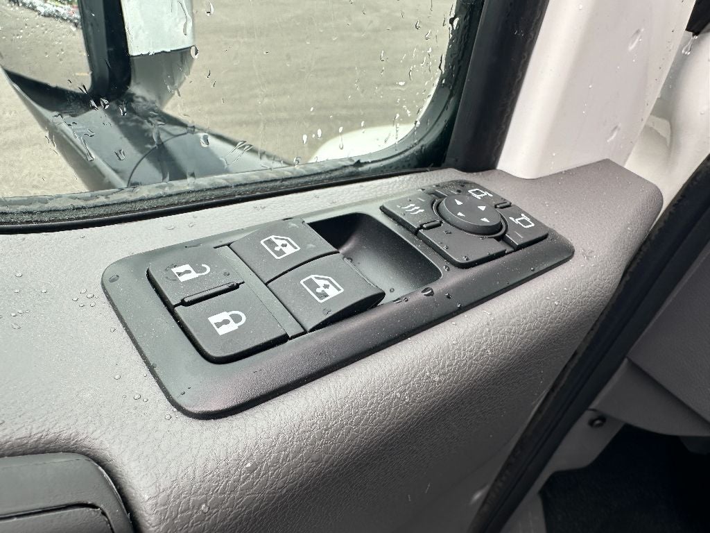 2025 International MV607 WITH A CENTURY 21.5' STEEL CARRIER