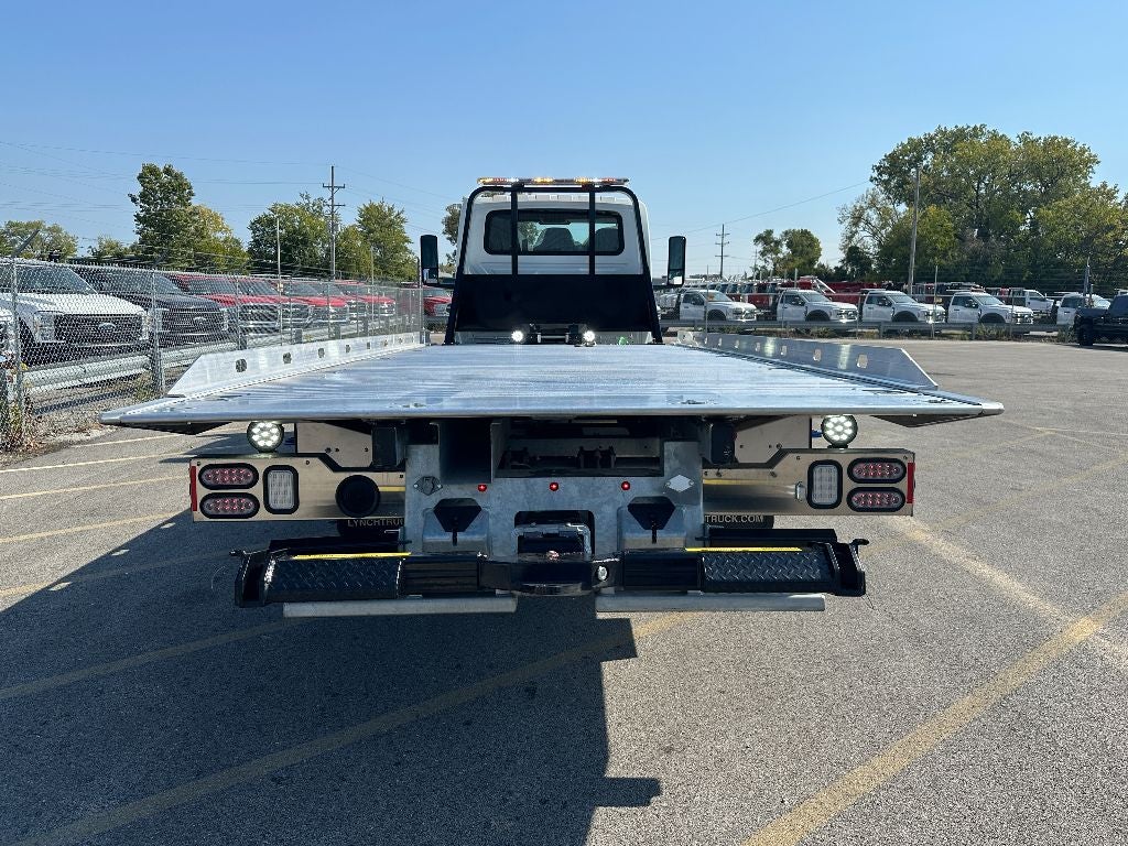 2025 International MV607 WITH A CENTRUY 21.5" ALUMINUM CARRIER