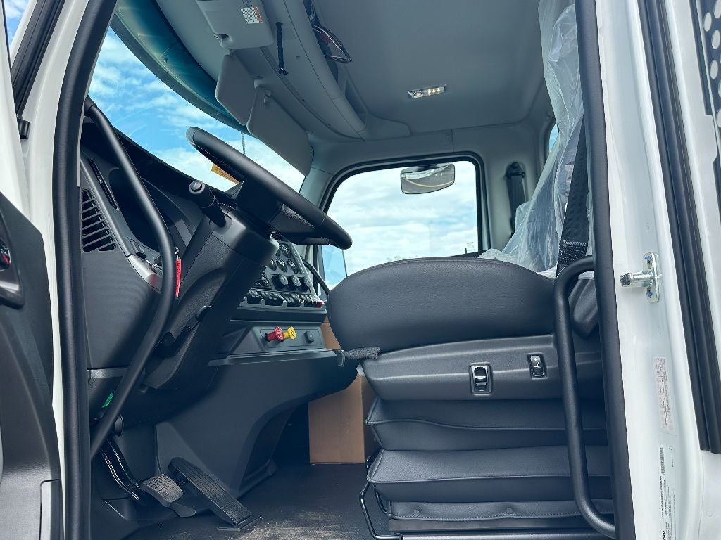 2025 Kenworth T880 CENTURY 28.5' WOOD INDUSTRIAL