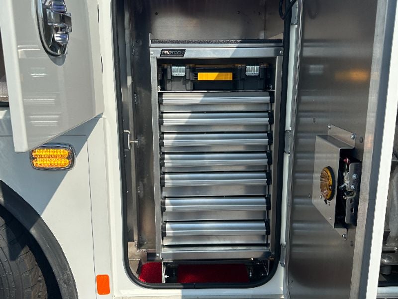 2025 Kenworth T880 WITH A CENTURY 9055XL