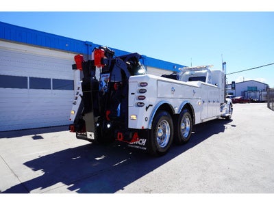 2024 Peterbilt 579 w/ Century 5130 Wrecker