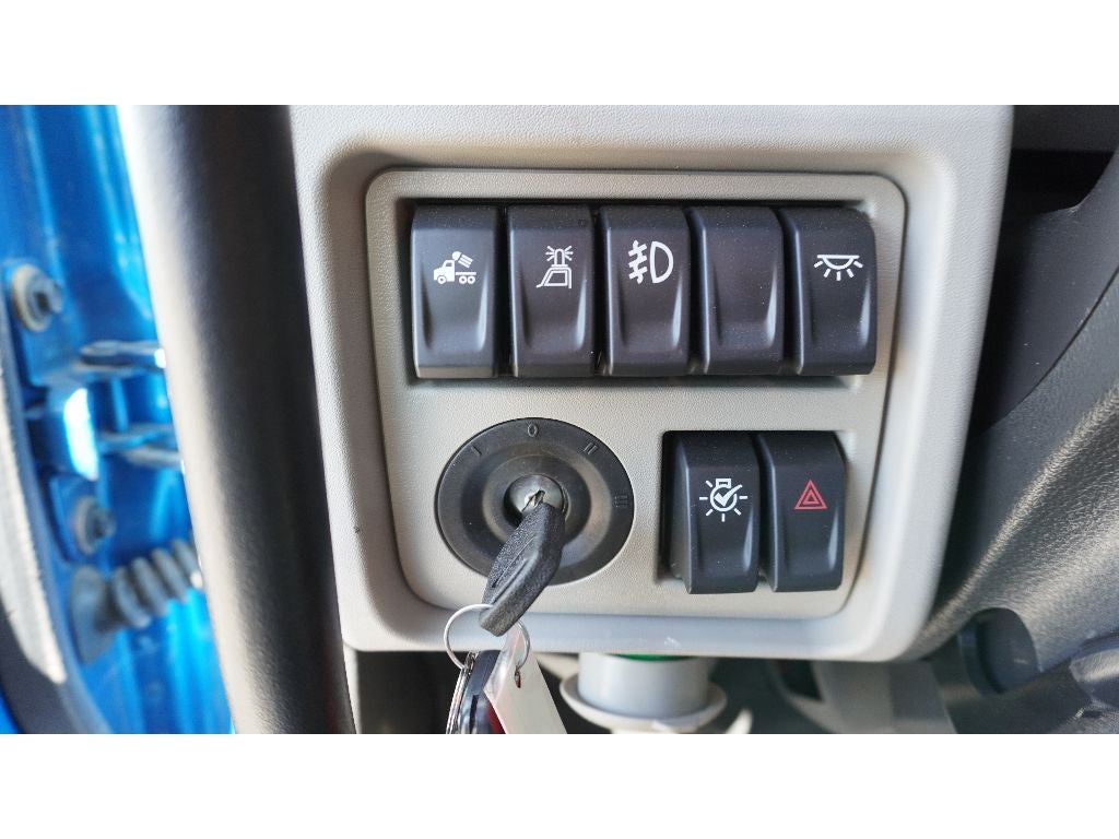 2024 Peterbilt 567 w/ Century 30S Industrial Carrier