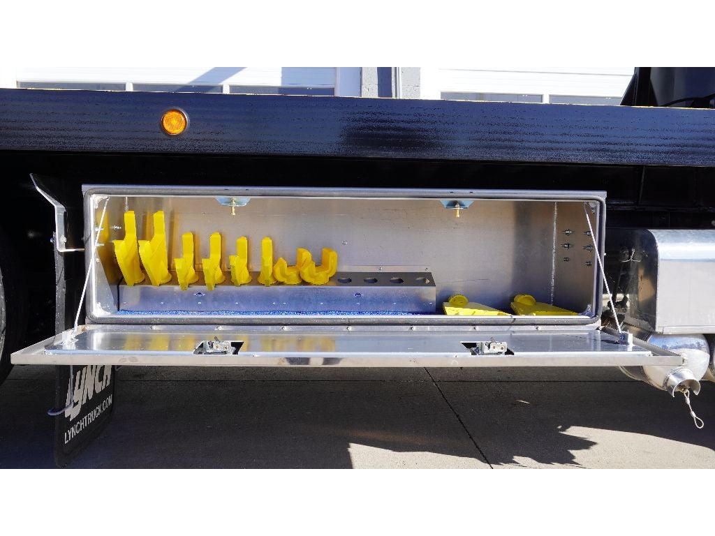 2024 Peterbilt 567 w/ Century 30S Industrial Carrier