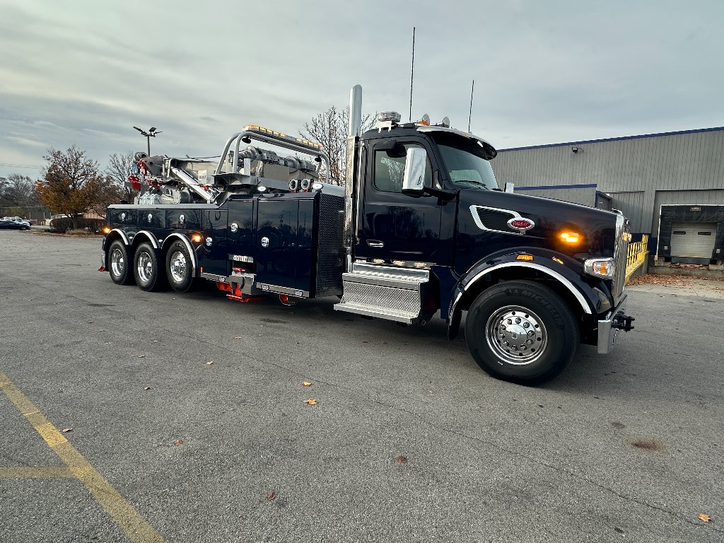 2026 Peterbilt 567 WITH A CENTURY 1150 ROTATOR