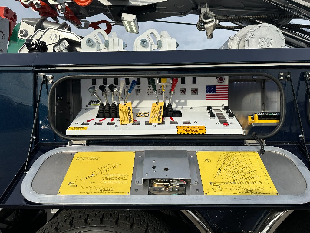 2026 Peterbilt 567 WITH A CENTURY 1150 ROTATOR