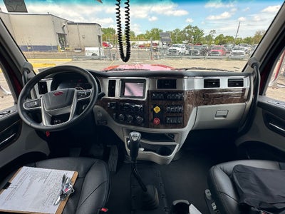 2025 Peterbilt 589 589 WITH A CENTURY 1150