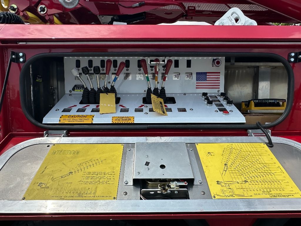 2025 Peterbilt 589 589 WITH A CENTURY 1150