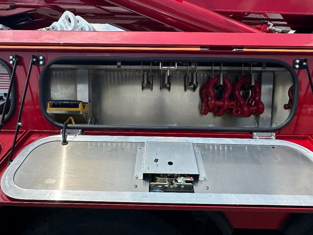 2025 Peterbilt 589 589 WITH A CENTURY 1150