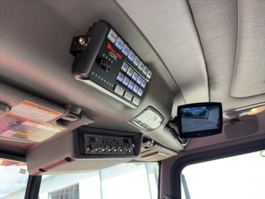 2023 CENTURY PETERBILT 389 w/ Century 9055XL Wrecker