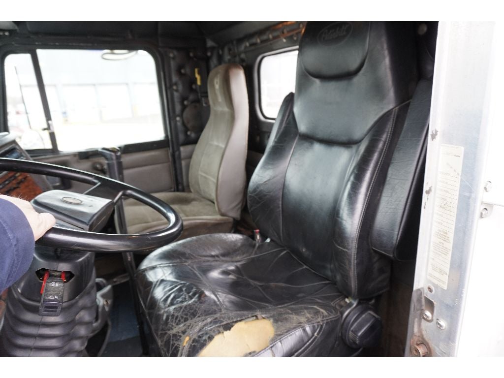 2002 Kenworth W900 W900