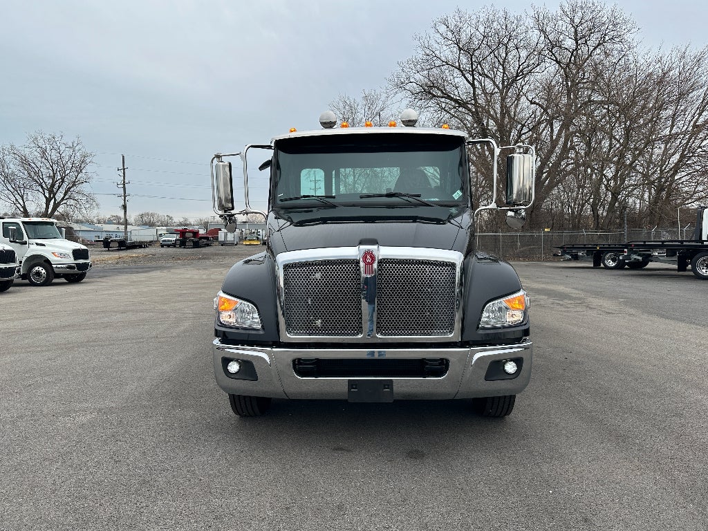 2025 Kenworth T280 WITH A CENTURY 21.5' STEEL CARRIER