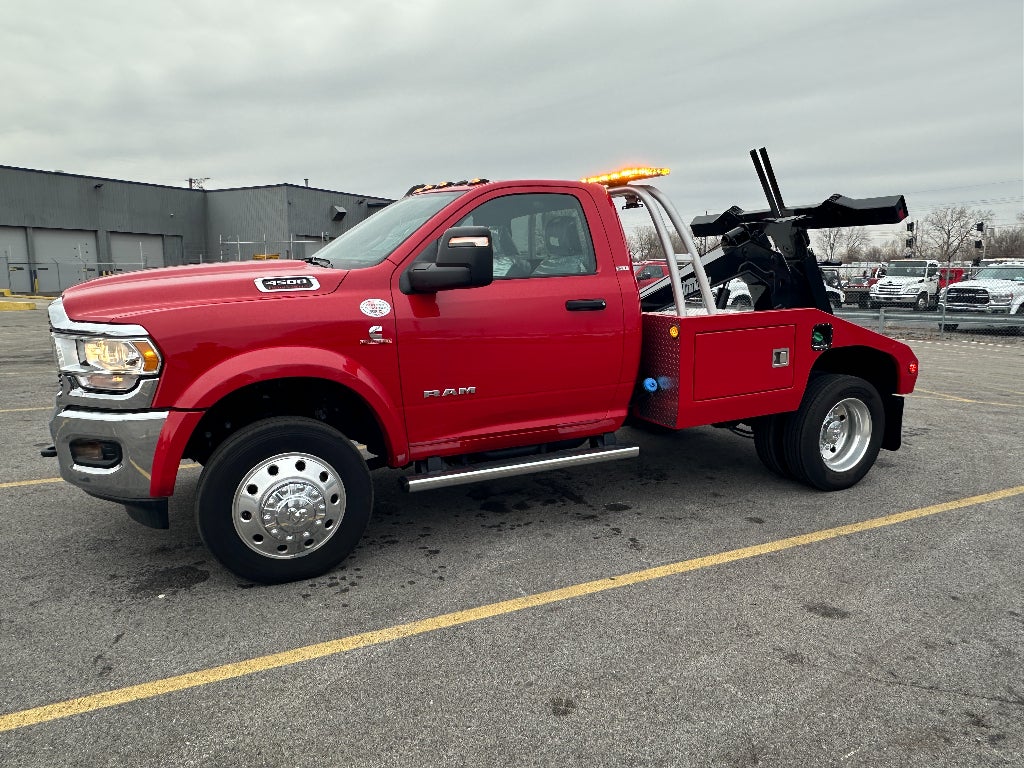 2024 RAM 4500 Chassis SLT *CALIFORNIA COMPLIANT* VULCAN 812*