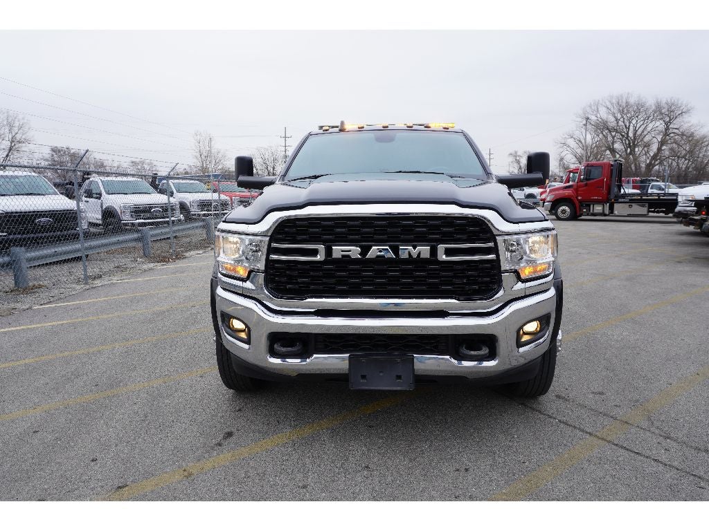 2022 RAM 4500 Chassis SLT WITH A JERRDAN MPL-40