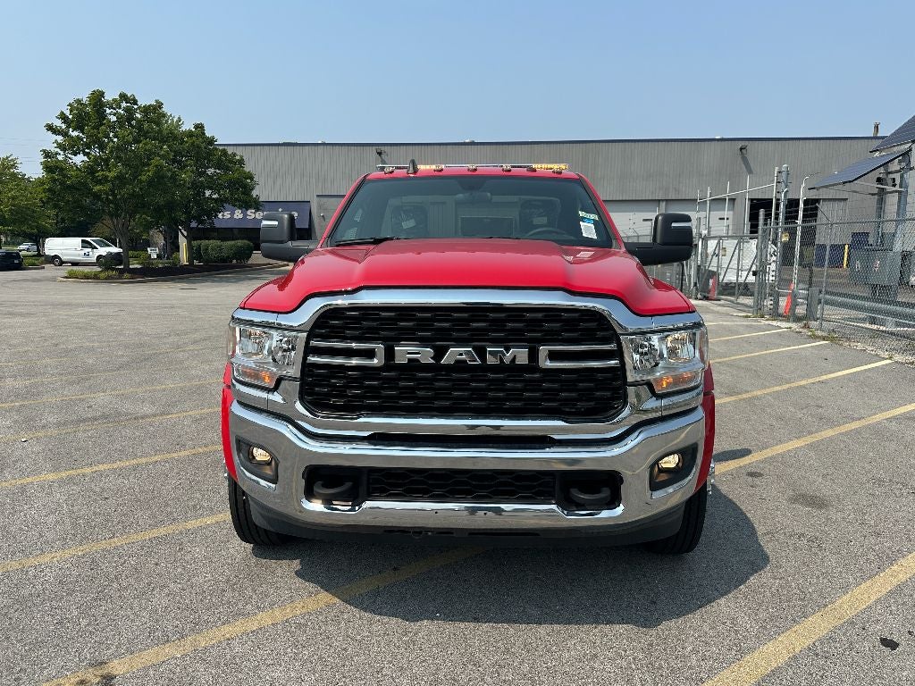 2024 RAM 5500 Chassis WITH A CENTURY 19.5' STEEL CARRIER