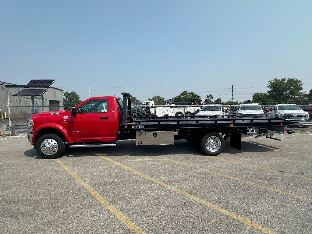 2024 RAM 5500 Chassis WITH A CENTURY 19.5' STEEL CARRIER
