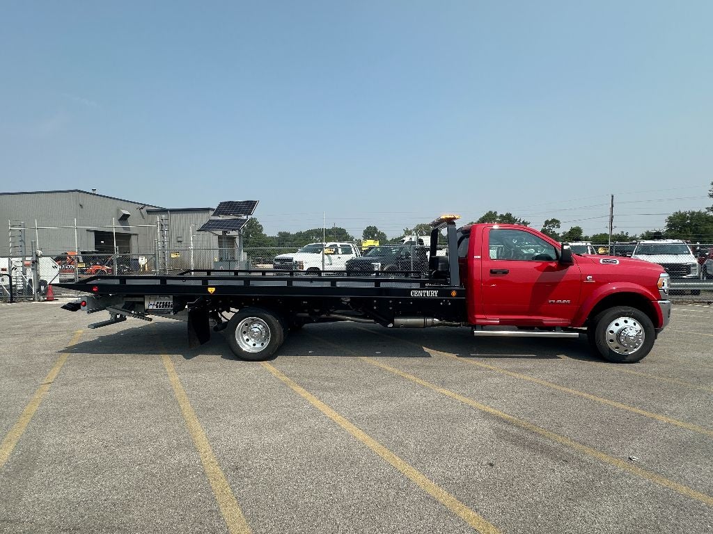 2024 RAM 5500 Chassis WITH A CENTURY 19.5' STEEL CARRIER